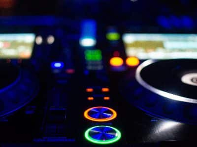 playlist-dj